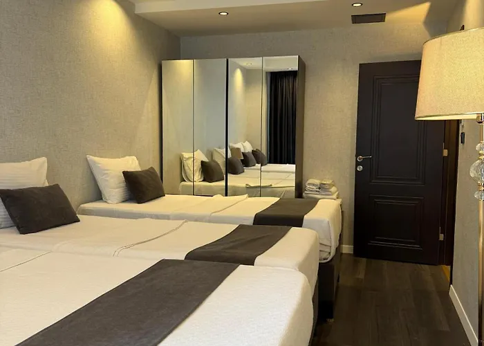 Grand Armada 4*