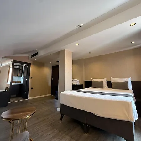 Grand Armada Hotel 4*