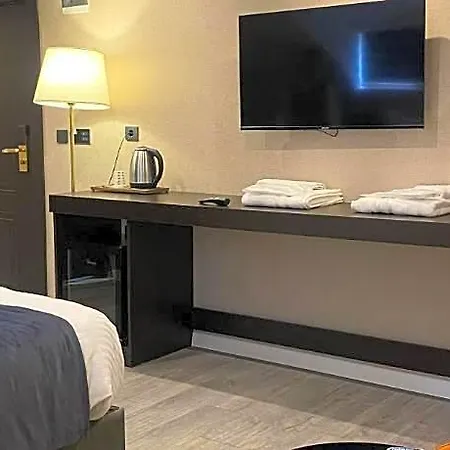 Grand Armada 4*