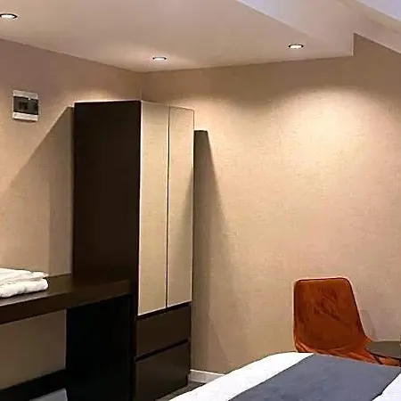 Grand Armada 4*