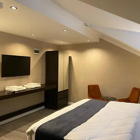 Grand Armada Hotel