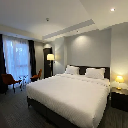 Hotell Grand Armada