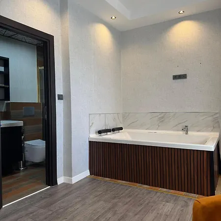 Hotell Grand Armada